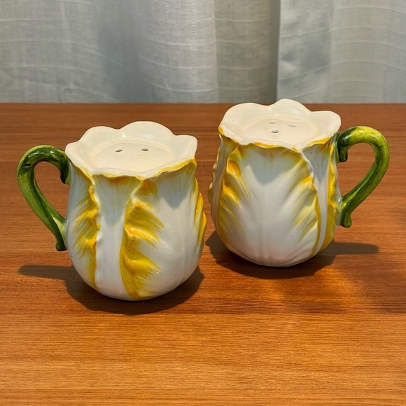 VTG Lefton Yellow Cabbage Rose Salt and Pepper Shakers Handles Cottagecore Green - Picture 13 of 16